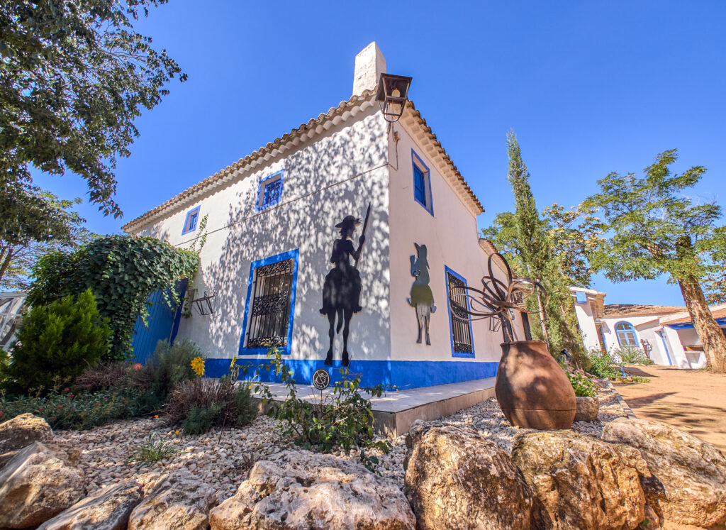Fachada de la casa rural El Paraíso de Don Quijote en El Toboso